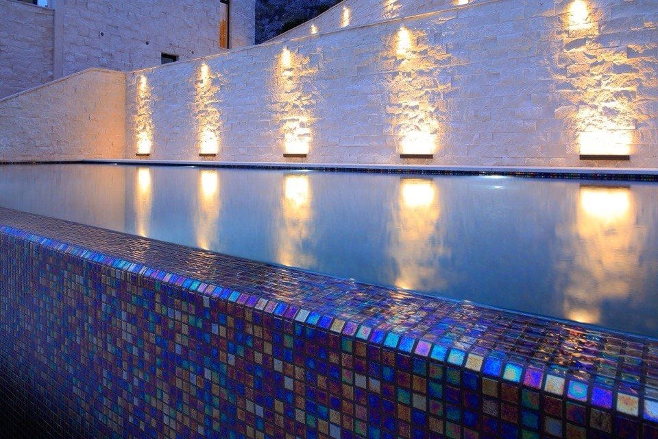 Hamam od drveta u hotelu La Roche u Tivtu
