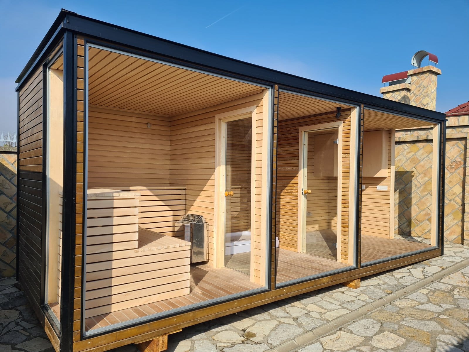 Privatna sauna u Beogradu — bočni pogled na modul